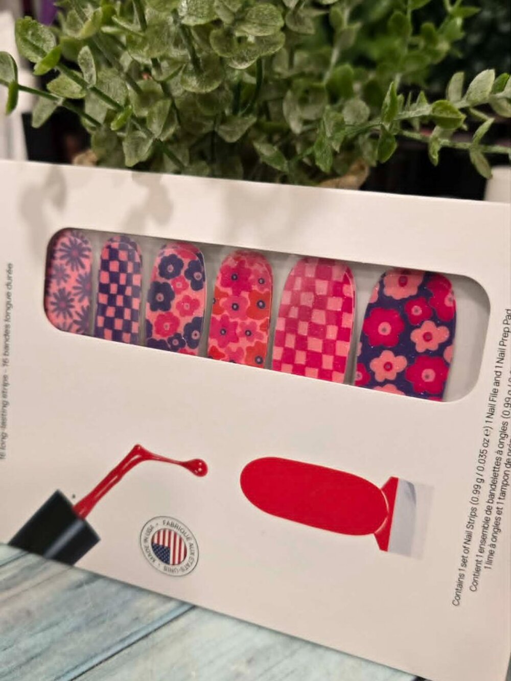 Color Street Press On Nail Design- Petal to the Max